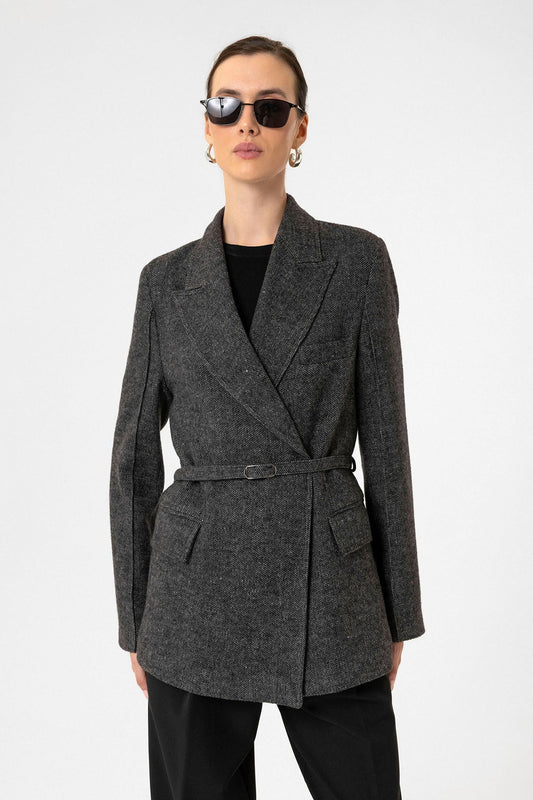 Antioch Kadın Kemerli Dokulu Blazer Ceket