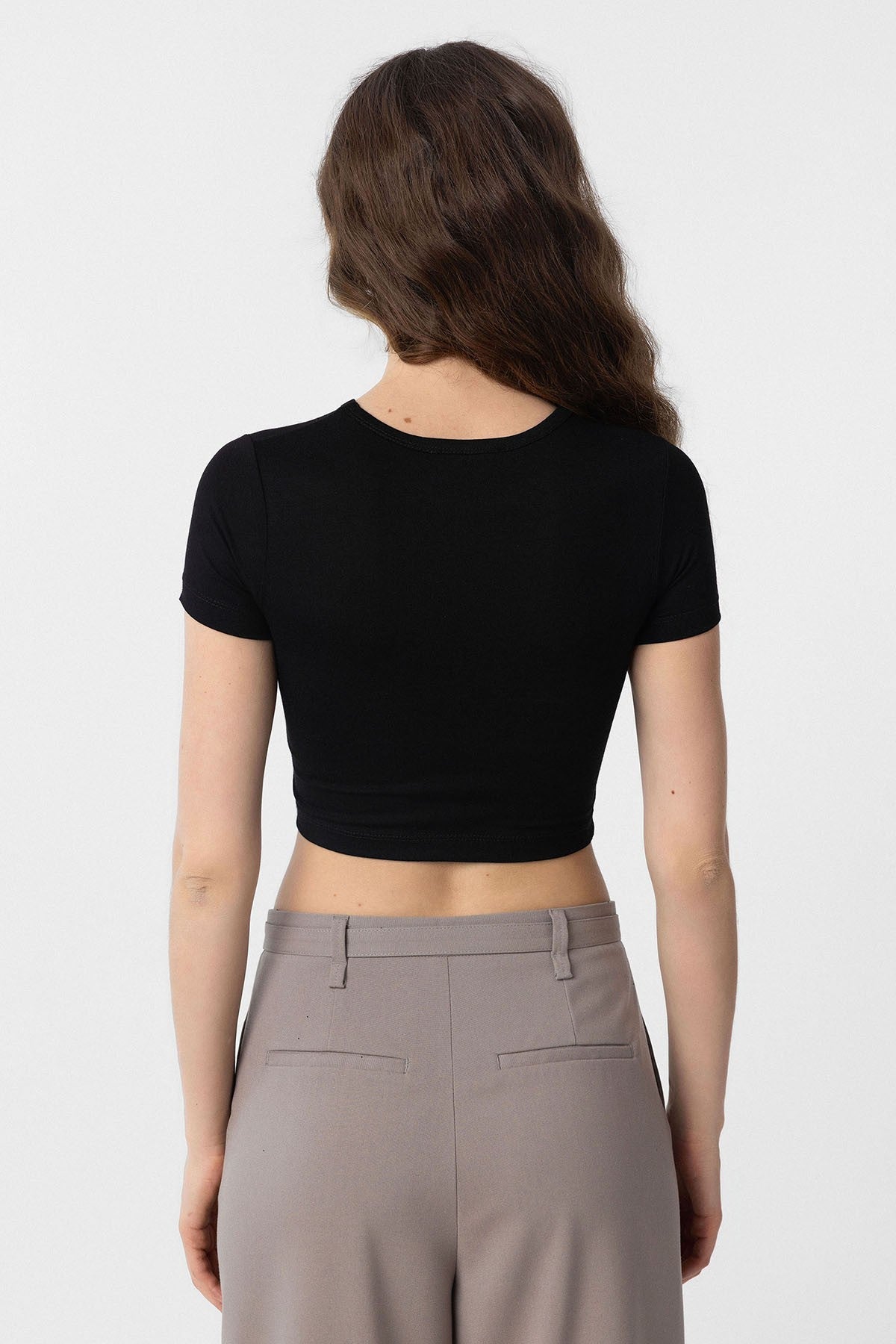Antioch Crop Kadın T-Shirt
