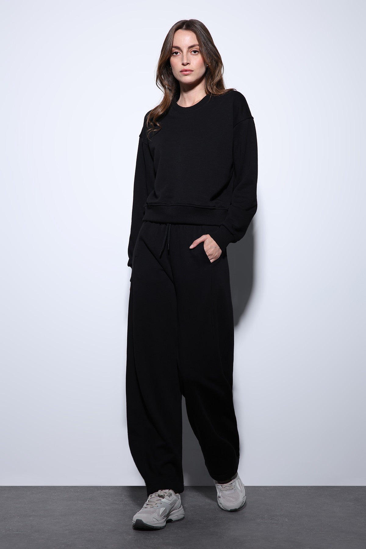 Antioch Basic Kadın Sweatshirt