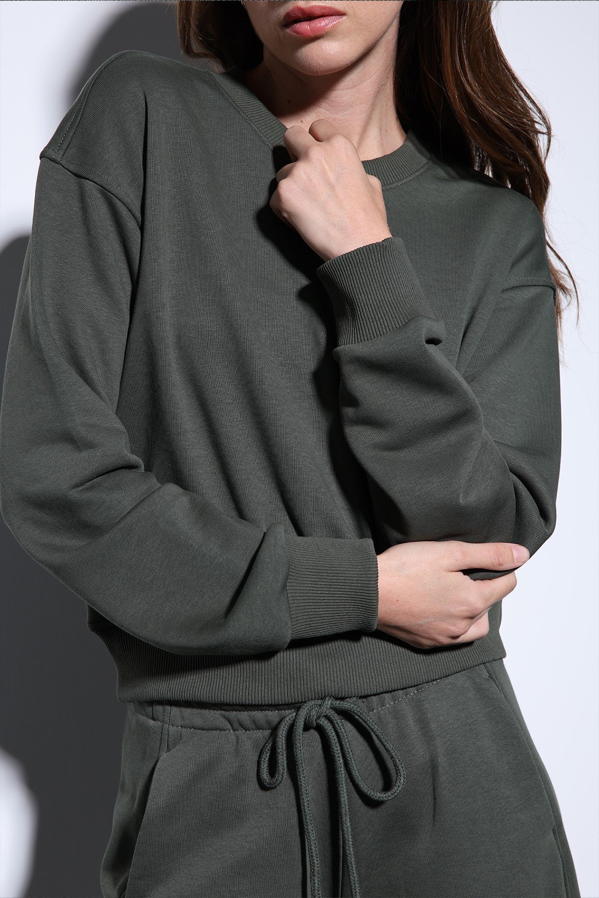 Antioch Basic Kadın Sweatshirt