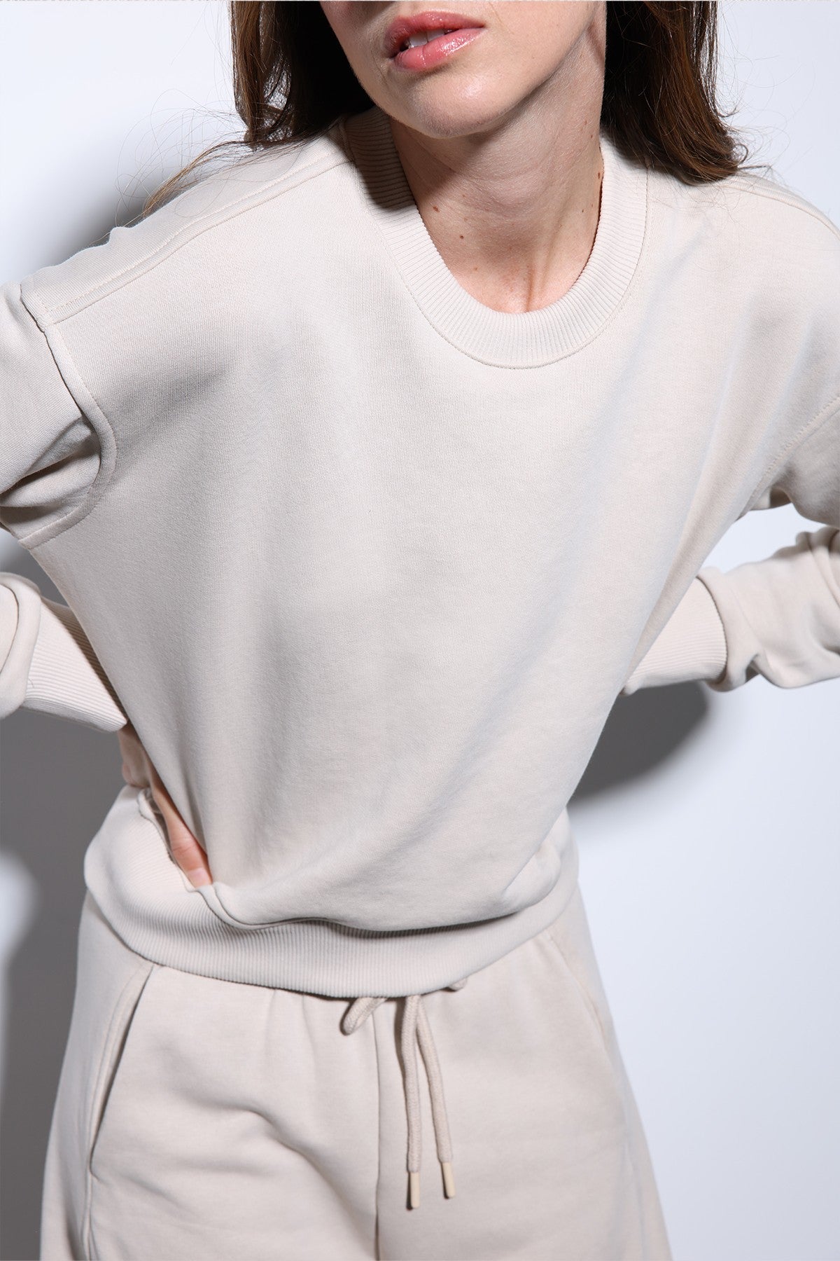Antioch Basic Kadın Sweatshirt