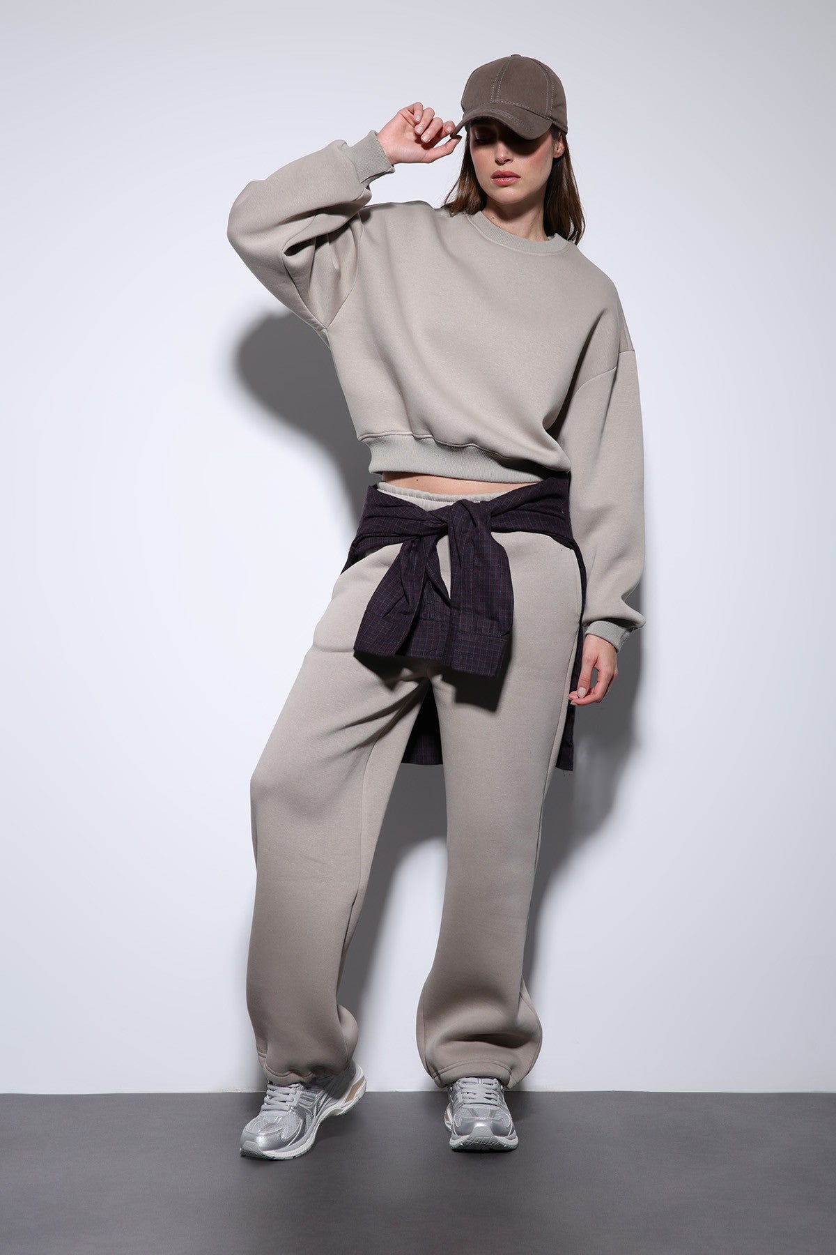 Antioch Basic Kadın Sweatshirt
