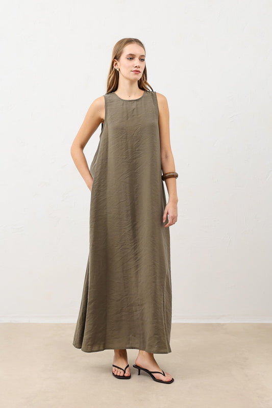 Antioch Dökümlü Halter Yaka Midi Elbise