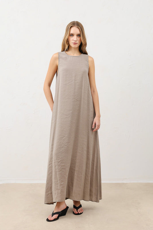 Antioch Dökümlü Halter Yaka Midi Elbise