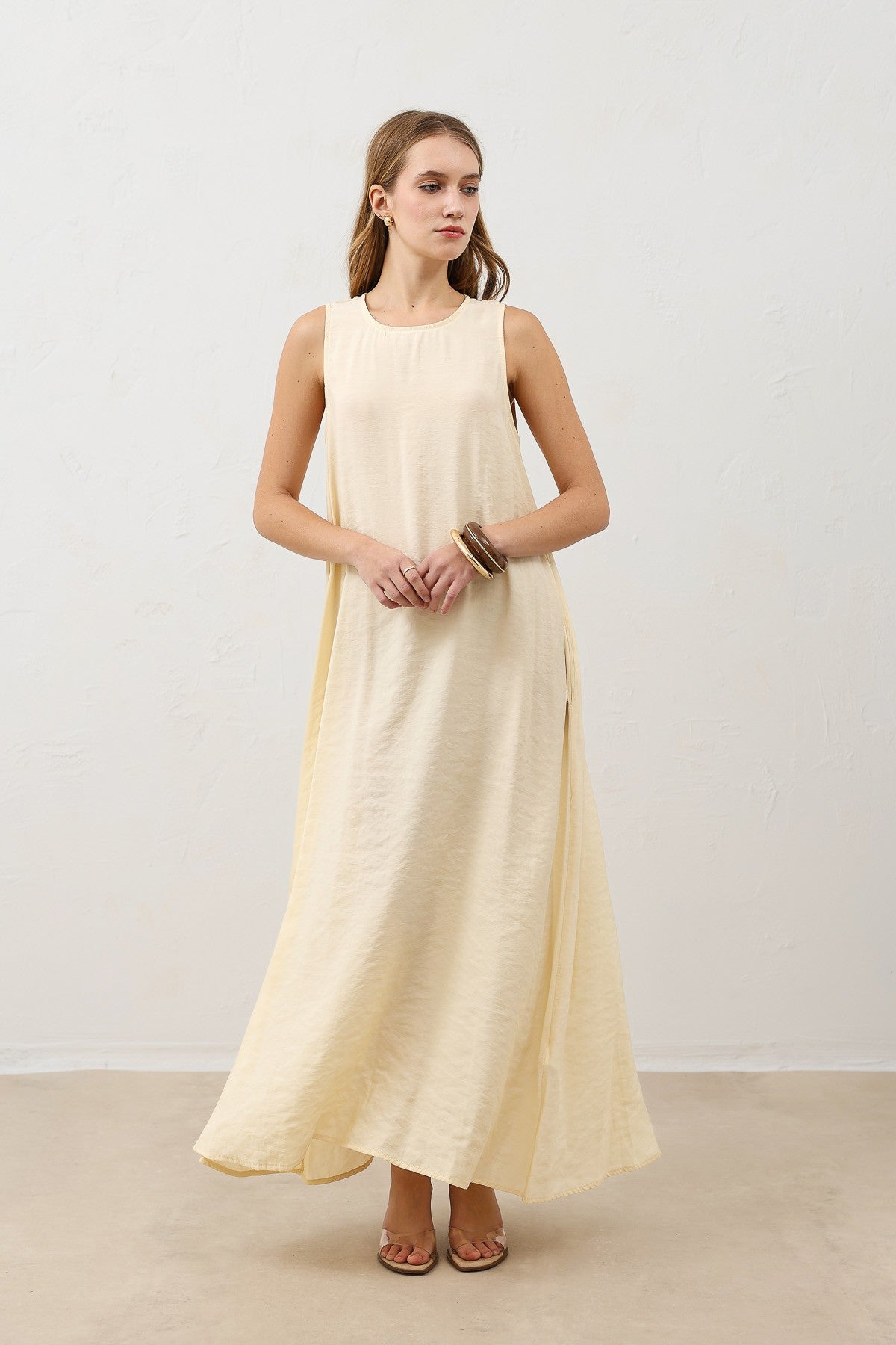 Antioch Dökümlü Halter Yaka Midi Elbise