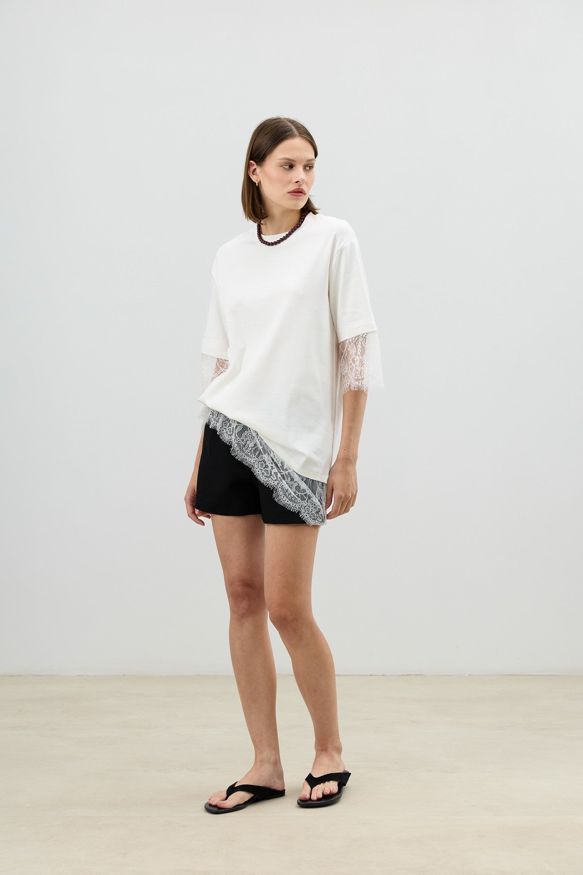 Antioch Dantel Detaylı Kadın T-Shirt