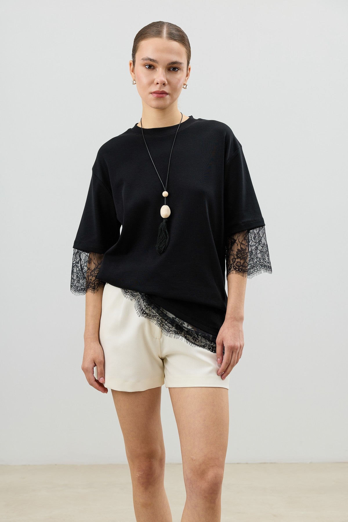 Antioch Dantel Detaylı Kadın T-Shirt